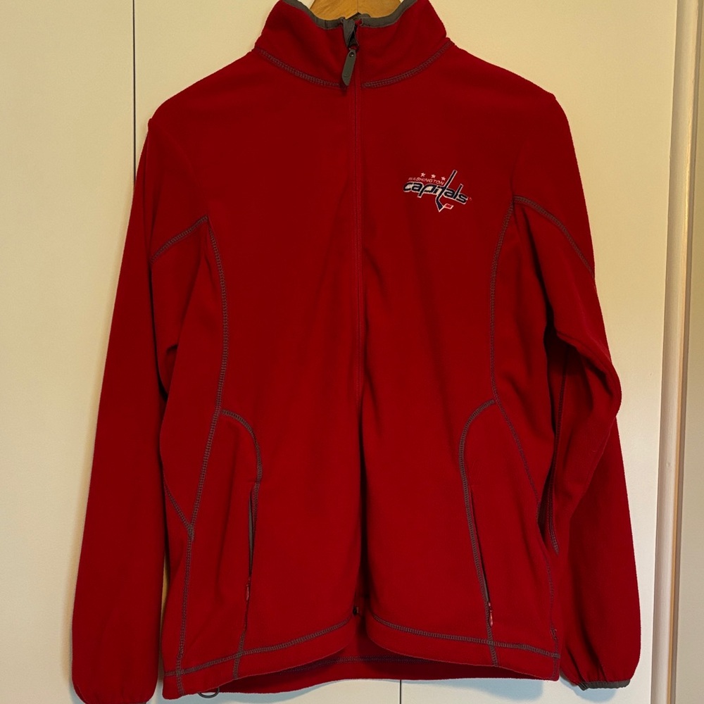 Washington Capitals Antigua Women's Red Fleece Jacket